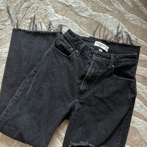 Abercrombie & Fitch Black Frayed Ankle Jeans